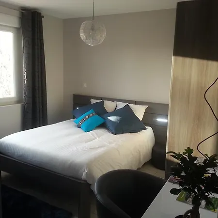 홀리데이파크 Restaurant Le Delice Des Papilles 3*